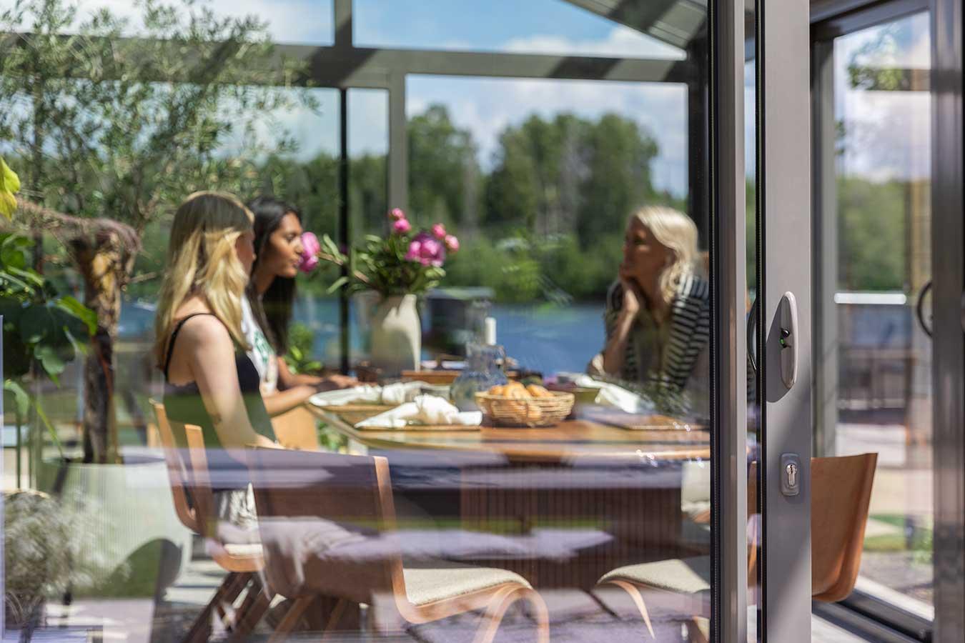 Die Einschränkungen der Baugenehmigung wurden mit einem Wintergarten gelöst