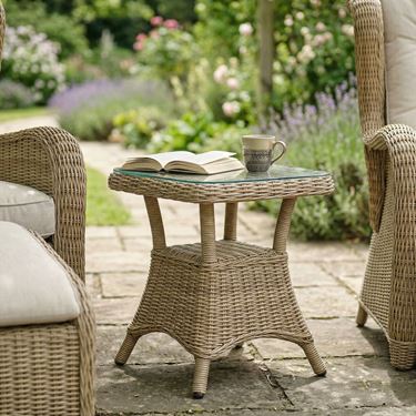 Basil Beistelltisch aus Polyrattan – stilvoll für Terrasse & Garten